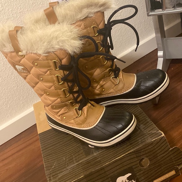 Sorel tofino cate waterproof boot 👢 SZ 7 - Picture 1 of 7